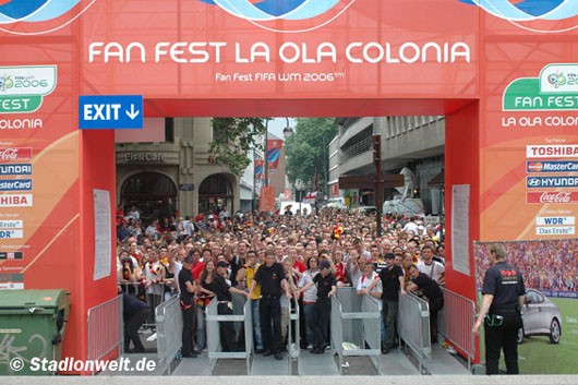 Massenansturm auf das Fan-Fest am Kölner Heumarkt. Auch während der EM 2008?