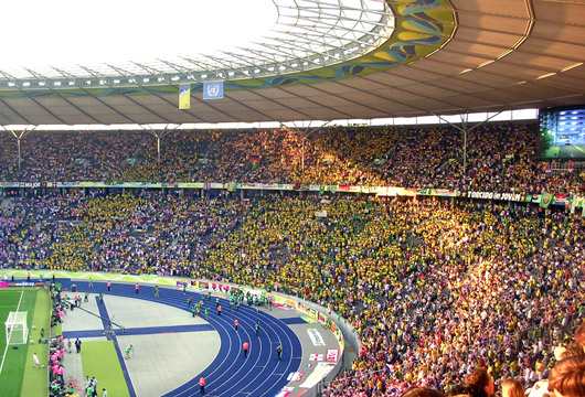 Brasiliens Fans in Berlin. <br />Bild: Martin Curi“><figcaption>Brasiliens Fans in Berlin. <br />Bild: Martin Curi</figcaption></figure>
<figure><img decoding=
