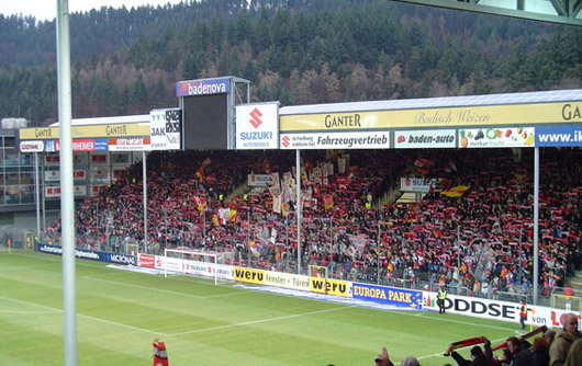 Bald beschallt!<br /> Bild: Jonas Muth“><figcaption>Bald beschallt!<br /> Bild: Jonas Muth</figcaption></figure>
            </div>

                    </article>

                <section class=