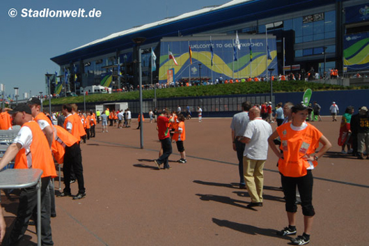 Volunteers werden bei der EM in 14 Bereichen eingesetzt.<br />Bild: Stadionwelt“><figcaption>Volunteers werden bei der EM in 14 Bereichen eingesetzt.<br />Bild: Stadionwelt</figcaption></figure>
            </div>

                    </article>

                <section class=