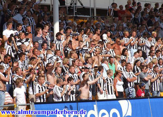 Steht England, hier Newscastle-Fans, in der näheren Zukunft wieder auf?<br />Bild: www.almtraumpaderborn.de“><figcaption>Steht England, hier Newscastle-Fans, in der näheren Zukunft wieder auf?<br />Bild: www.almtraumpaderborn.de</figcaption></figure>
            </div>

                    </article>

                <section class=