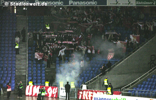 Fans von Monaco beim Spiel in Basel.<br />Bild: Stadionwelt“><figcaption>Fans von Monaco beim Spiel in Basel.<br />Bild: Stadionwelt</figcaption></figure>
            </div>

                    </article>

                <section class=