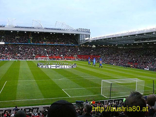 So wie hier in einer Champions-League-Partie gegen AS Rom war das Old Trafford in dieser Saison bislang noch nicht ausverkauft<br />Bild: Austria“><figcaption>So wie hier in einer Champions-League-Partie gegen AS Rom war das Old Trafford in dieser Saison bislang noch nicht ausverkauft<br />Bild: Austria</figcaption></figure>
            </div>

                    </article>

                <section class=
