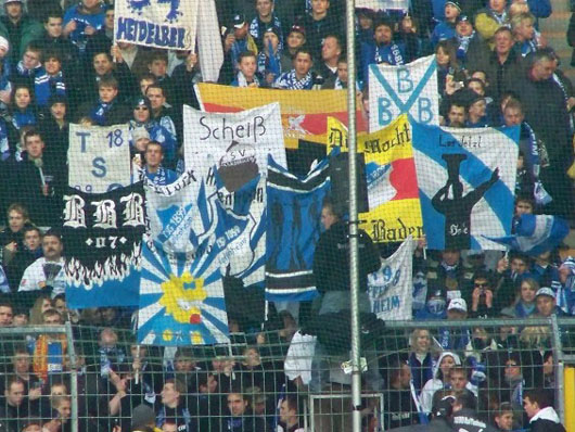 Nicht nur akkustischer, sondern auch optischer Support der TSG.<br />Bild: Philipp Beutel”><figcaption>Nicht nur akkustischer, sondern auch optischer Support der TSG.<br />Bild: Philipp Beutel</figcaption></figure>
<figure><img decoding=