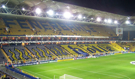 Durch Fanausschreitungen kam es zu Millionenschäden am Şükrü-Saracoğlu-Stadion<br />Bild: www.wowturkey.com – Gökhan Göker „><figcaption>Durch Fanausschreitungen kam es zu Millionenschäden am Şükrü-Saracoğlu-Stadion<br />Bild: www.wowturkey.com – Gökhan Göker </figcaption></figure>
            </div>

                    </article>

                <section class=