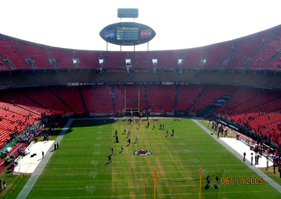 Das Arrowhead Stadium in Kansas City<br />Bild: Tim Eisenmann „><figcaption>Das Arrowhead Stadium in Kansas City<br />Bild: Tim Eisenmann </figcaption></figure>
            </div>

                    </article>

                <section class=
