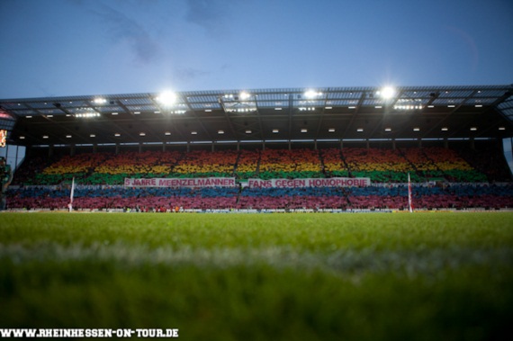 Auch in Mainz setzen sich die Fans gegen Diskriminierung ein<br />    <button type=
