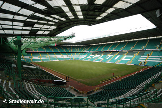 Block 111 des Celtic Parks bleibt vorerst gesperrt.<br /> Bild: Stadionwelt“><figcaption>Block 111 des Celtic Parks bleibt vorerst gesperrt.<br /> Bild: Stadionwelt</figcaption></figure>
            </div>

                    </article>

                <section class=