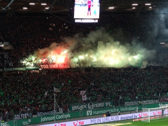 Platz 6: Hannover 96<br />    <button type=