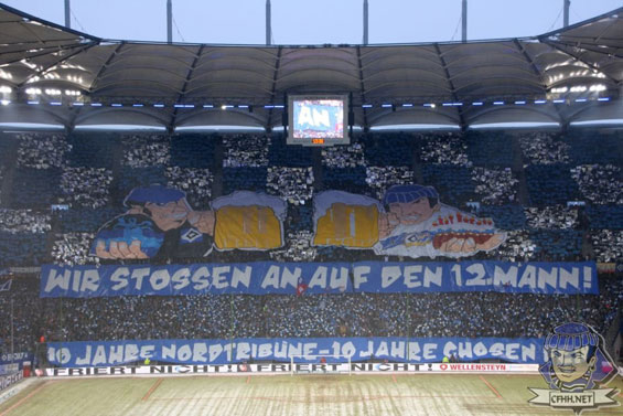 Auch die Chosen Few Hamburg feierte große Feste auf der Nordtribüne<br />    <button type=