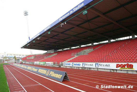 Bisher kann man das Eintracht-Stadion außerhalb vom Spieltag problemlos betreten.<br />    <button type=
