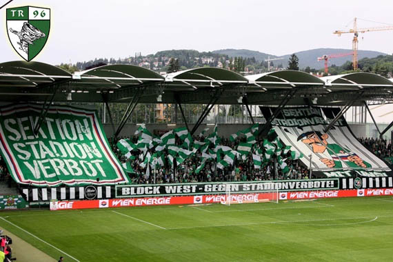 Der Block West spricht sich gegen Stadionverbote aus.<br />Bild: www.tornadosrapid.at“><figcaption>Der Block West spricht sich gegen Stadionverbote aus.<br />Bild: www.tornadosrapid.at</figcaption></figure>
<figure><img decoding=