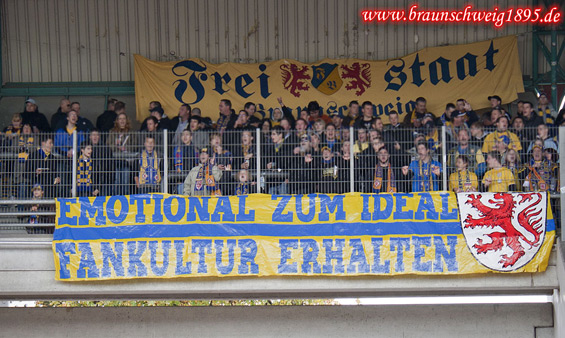 Die Braunschweiger Fanszene möchte die Fankultur nicht in die Red Bull Arena tragen.<br />    <button type=