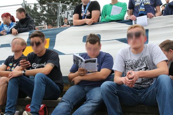 Im Kurvenflyer der Gruppe zum Spiel gegen Halberstadt wurden die FCC-Fans von der Horda informiert.<br />    <button type=