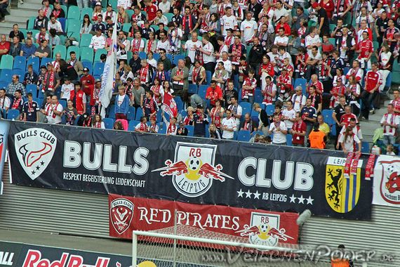 Respekt, Begeisterung, Leidenschaft, das Motto des Bulls Clubs. Die Leidenschaft ging bei einem Mitglied aber zu weit.<br />    <button type=