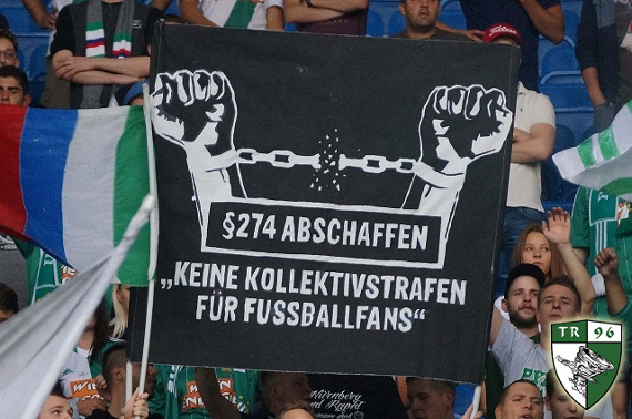 Nicht nur die Rapid Fans fordern die Abschaffung von §274.<br />Bild: www.tornadosrapid.at“><figcaption>Nicht nur die Rapid Fans fordern die Abschaffung von §274.<br />Bild: www.tornadosrapid.at</figcaption></figure>
            </div>

                    </article>

                <section class=