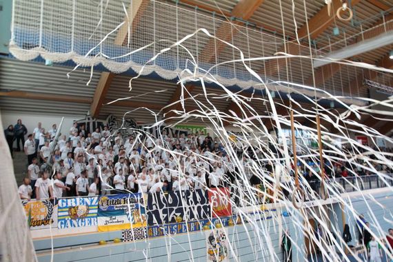 Die Ultras beim Hallenturnier in Nordhausen kurz nach der Mitgliederversammlung.<br />    <button type=
