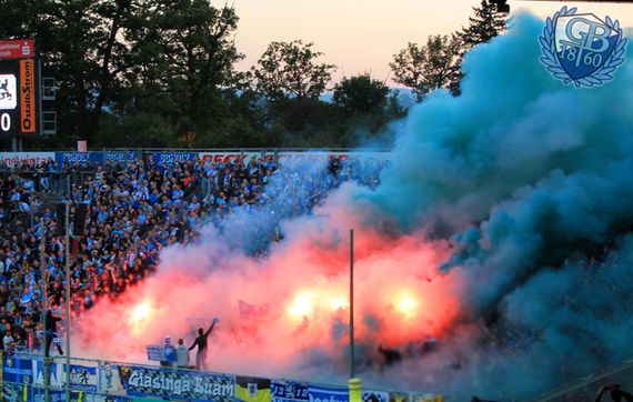 1860-Fans in Aalen.<br />    <button type=