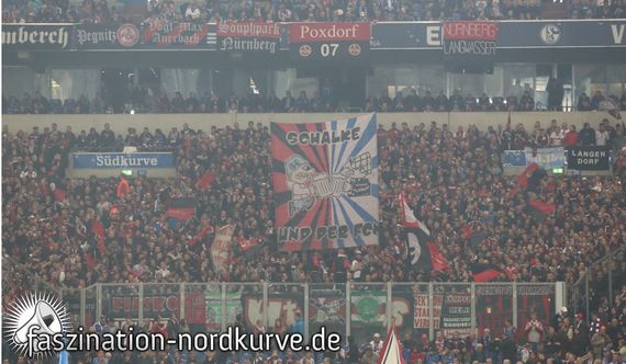 Die Fans vom FCN und S04 verbindet eine jahrelange Freundschaft.<br />    <button type=