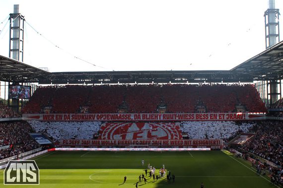 Choreografie der Coloniacs beim Spiel gegen Bayern München.<br />    <button type=