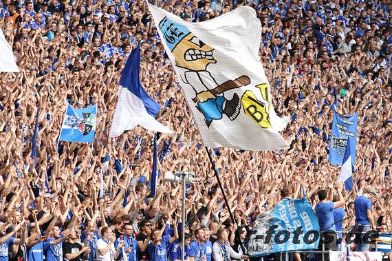 119 Stadionverbote gegen S04-Fans hat der BVB nun aufgehoben.<br />    <button type=