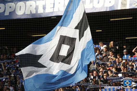 Stimmung beim Spiel gegen Hoffenheim trotz fehlender Hymne.<br />    <button type=