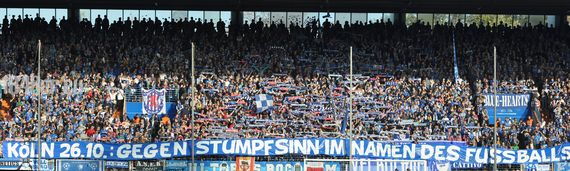 Spruchband der Bochumer Fankurve beim gestrigen Spiel gegen 1860 mit einem klaren Statement gegen die HoGeSa-Demonstration. Bild: 1848er.eu