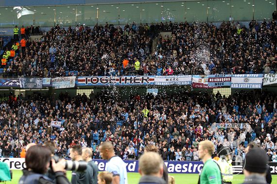 Die Fans von Manchester City planen eine Protestaktion gegen die UEFA<br />Bild: BVB-Fanabteilung.de“><figcaption>Die Fans von Manchester City planen eine Protestaktion gegen die UEFA<br />Bild: BVB-Fanabteilung.de</figcaption></figure>
            </div>

                    </article>

                <section class=