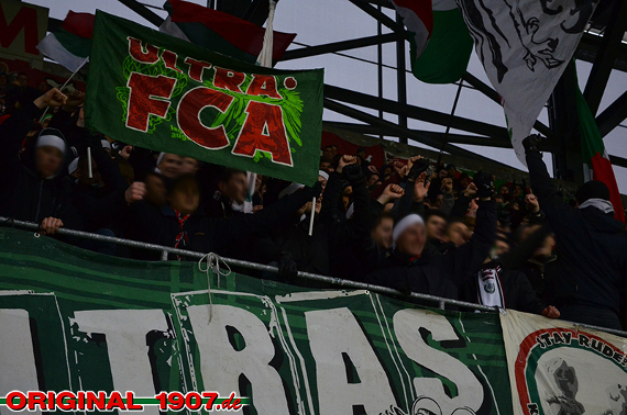 Gegebenheiten wie in Leipzig, Wolfsburg oder Leverkusen wollen die FCA-Fans nicht haben.<br />    <button type=