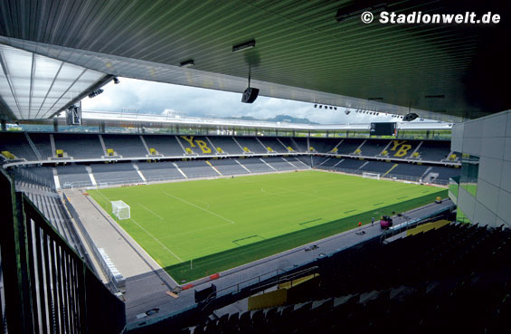 Seit dem Neubau heißt das Stadion Stade de Suisse<br />Bild: Stadionwelt“><figcaption>Seit dem Neubau heißt das Stadion Stade de Suisse<br />Bild: Stadionwelt</figcaption></figure>
<figure><img decoding=