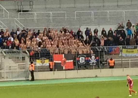 ZSKA-Fans beim U19 Spiel im Grünwalder Stadion. Bild: Maximilian Wittmann