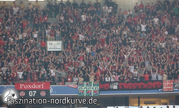 NO SURRENDER: Gilt für Hoeneß und für Stadionverbotler<br />    <button type=