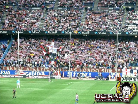 Ein der Hauptverdächtigen soll zur Frente-Führung gehören<br />Bild: Ultras Leverkusen“><figcaption>Ein der Hauptverdächtigen soll zur Frente-Führung gehören<br />Bild: Ultras Leverkusen</figcaption></figure>
            </div>

                    </article>

                <section class=