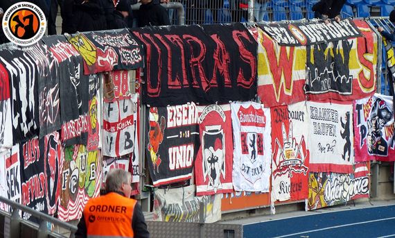 ACAB-Plakat der Union Fans in Braunschweig<br />    <button type=