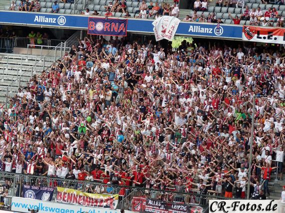 Der bisherige Auswärtsrekord der RB-Anhänger beim Spiel in München<br />    <button type=