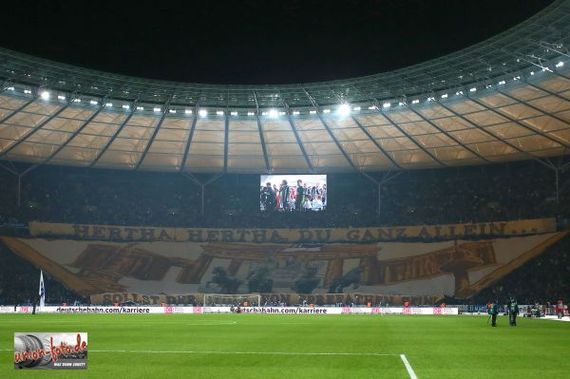 Choreografie in der Ostkurve beim Derby gegen Union<br />    <button type=