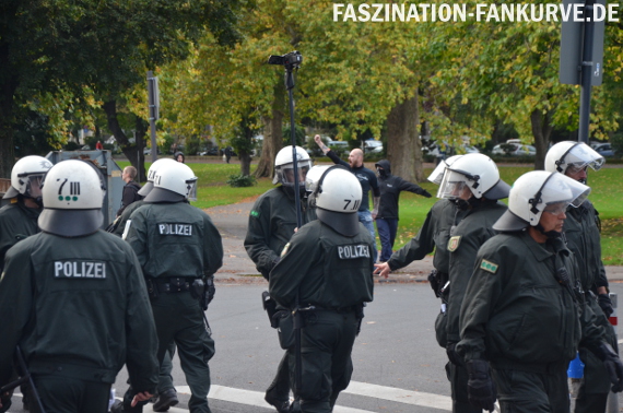 Die Hooligan Liste der Bild soll von der Polizei stammen<br />    <button type=
