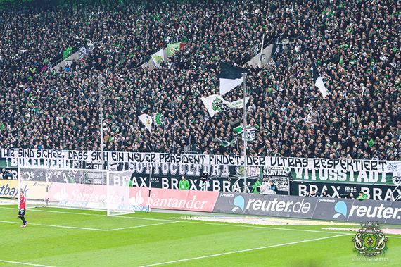 Sottoculture Spruchband beim Spiel gegen Hannover<br />    <button type=