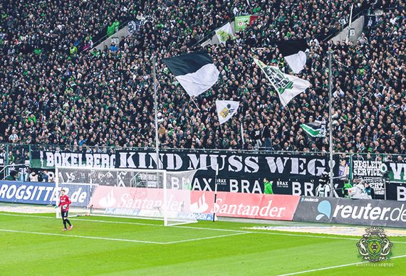 Sottoculture Spruchband beim Spiel gegen Hannover<br />    <button type=