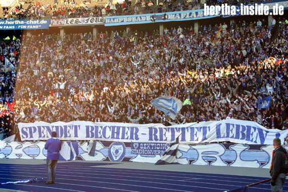 Am Samstag heißt es wieder: Spendet Becher - Rettet Leben<br />    <button type=