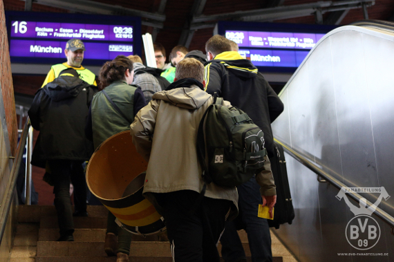 Mit dem Sonderzug von The Unity soll es nach München gehen<br />    <button type=