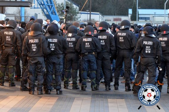 Die Hansa Fans werden am 23. Mai in Dresden demonstrieren<br />    <button type=