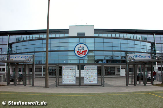 Nun heißt das Stadion in Rostock auch offiziell wieder Ostseestadion<br />    <button type=