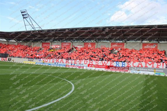 Die Choreo gegen RB Leipzig<br />    <button type=