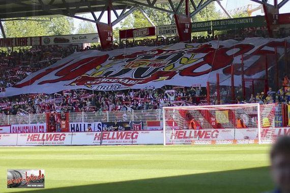 Die Blockfahne zum Geburtstag der Sachsenadler<br />    <button type=