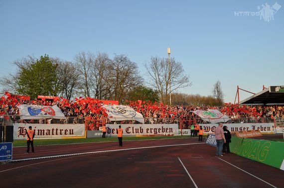 Die Emscher Kurve. Bild: Handtuchmafia 1999 Oberhausen