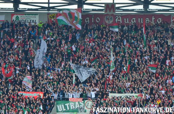 Die Bundesliga ohne Ultras ist für den FCA-Fanbeauftragten undenkbar<br />    <button type=