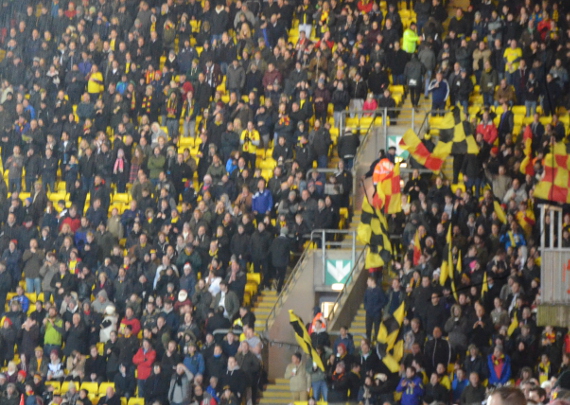 Die Watford FC Fans müssen bei West Bromwich höchstens 20 Pfund zahlen<br />Bild: Faszination Fankurve“><figcaption>Die Watford FC Fans müssen bei West Bromwich höchstens 20 Pfund zahlen<br />Bild: Faszination Fankurve</figcaption></figure>
            </div>

                    </article>

                <section class=