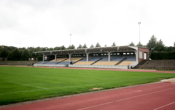 Die Auflagen des Ordnungsamtes konnten im Flensburger Stadion nicht umgesetzt werden<br />    <button type=