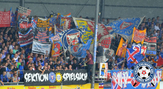 Holstein Fans beim Saisonauftakt gegen Mainz II<br />    <button type=
